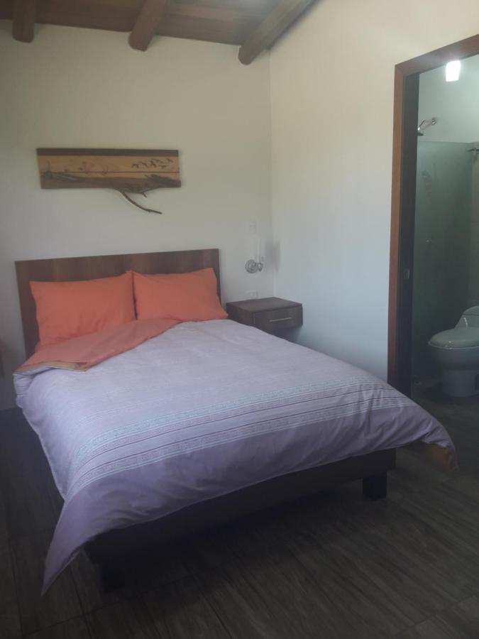Quinta La Gardenia Hotel Puembo Eksteriør billede